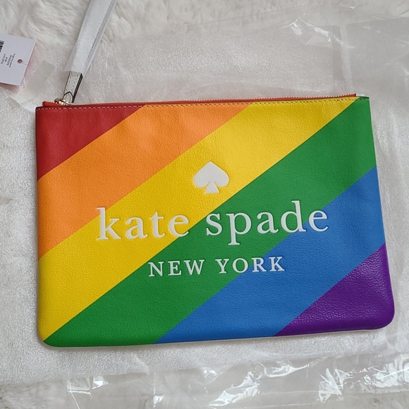 kate spade Handbags - Kate Spade Pouch